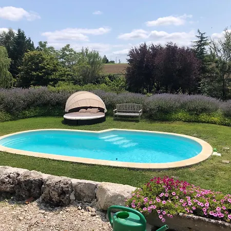 Beloesieje Apartman Castelsagrat