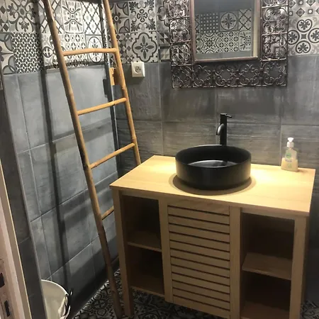 Beloesieje Apartman Castelsagrat